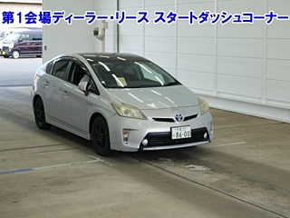 TOYOTA PRIUS 2012