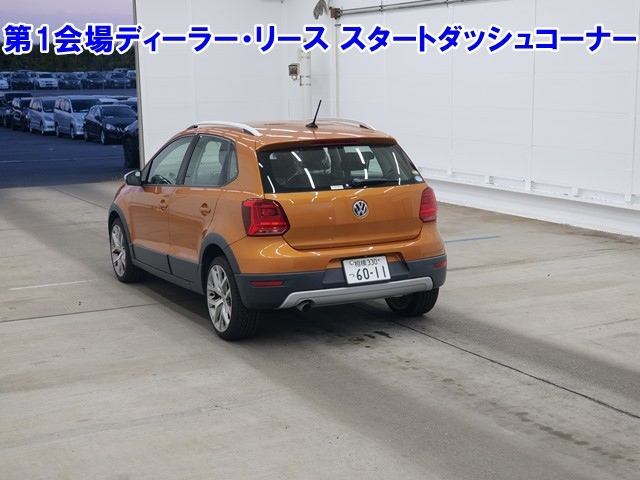 VOLKSWAGEN CROSS POLO 2015
