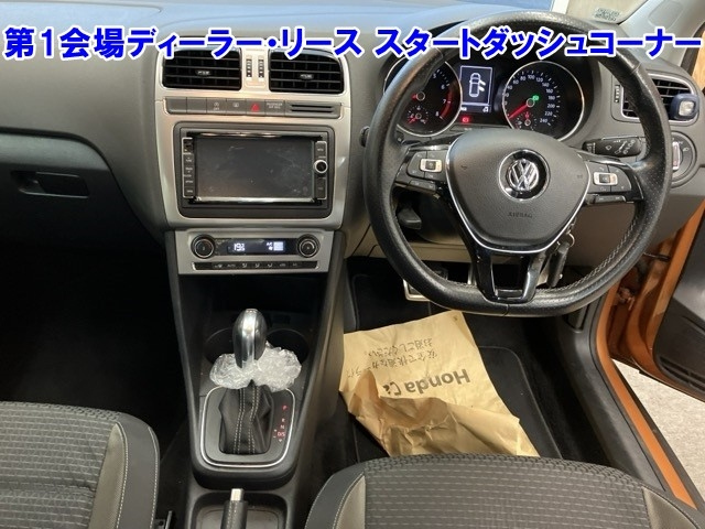 VOLKSWAGEN CROSS POLO 2015