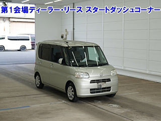 DAIHATSU TANTO 2012