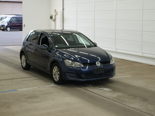 VOLKSWAGEN GOLF 2014