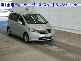 HONDA FREED 2010