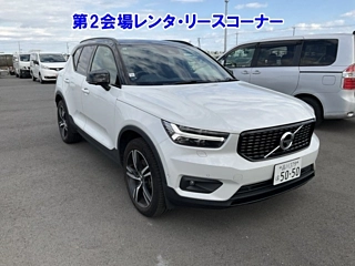 VOLVO XC40 2019