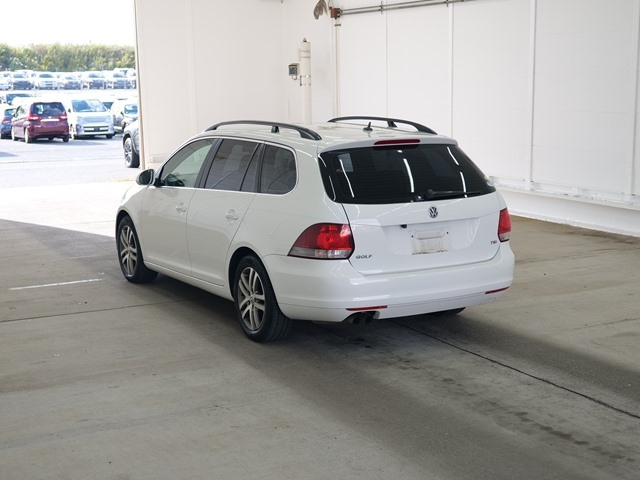 VOLKSWAGEN GOLF VARIANT 2011