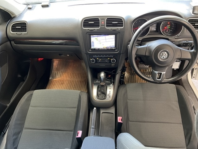 VOLKSWAGEN GOLF VARIANT 2011