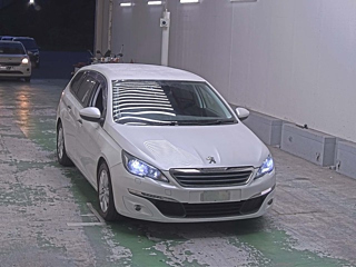 PEUGEOT 308 2015