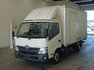 TOYOTA DYNA 2019