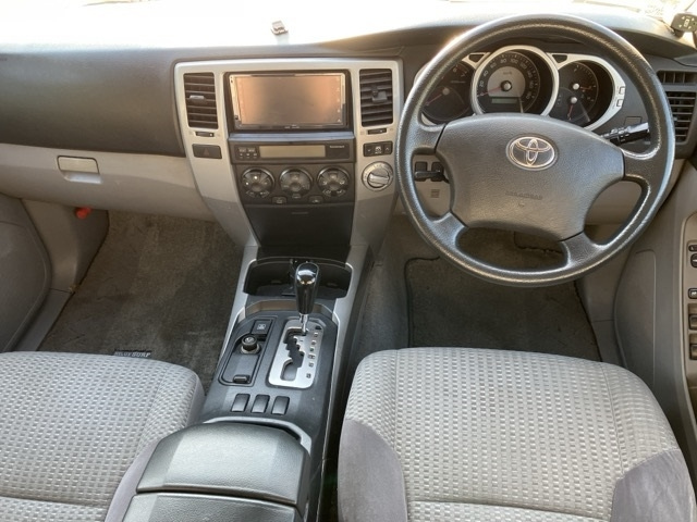 TOYOTA HILUX SURF 2009