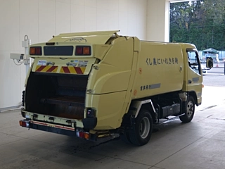 MITSUBISHI CANTER 2016