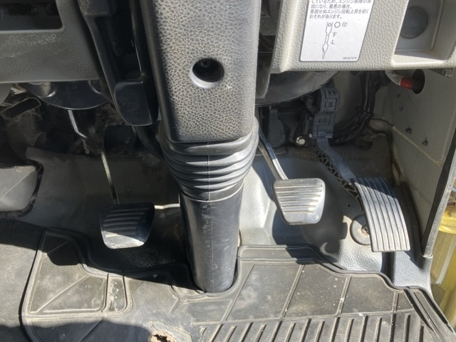 MITSUBISHI CANTER 2016