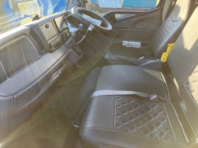 MITSUBISHI CANTER 2011