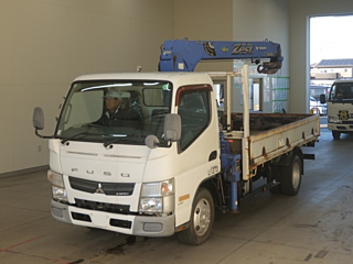MITSUBISHI CANTER 2011