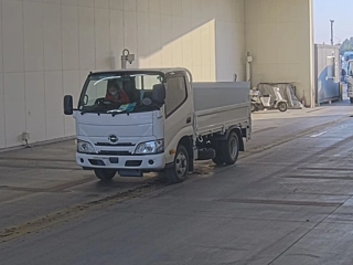 HINO DUTRO 2019