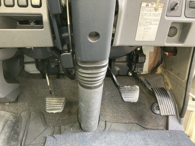 MITSUBISHI CANTER 2014