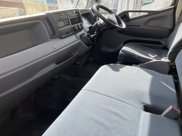 MITSUBISHI CANTER 2014