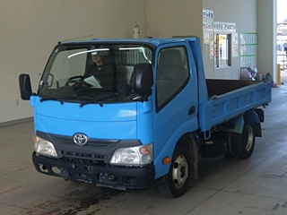 TOYOTA DYNA 2012
