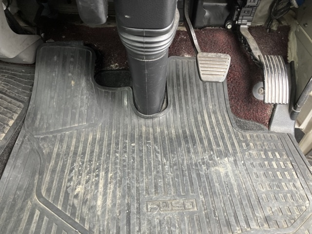 MITSUBISHI CANTER 2019