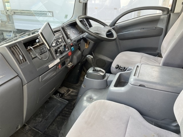 ISUZU ELF 2017