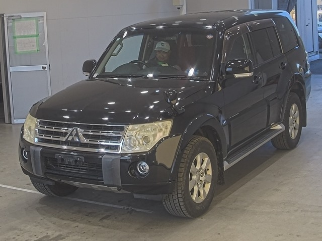 MITSUBISHI PAJERO 2010