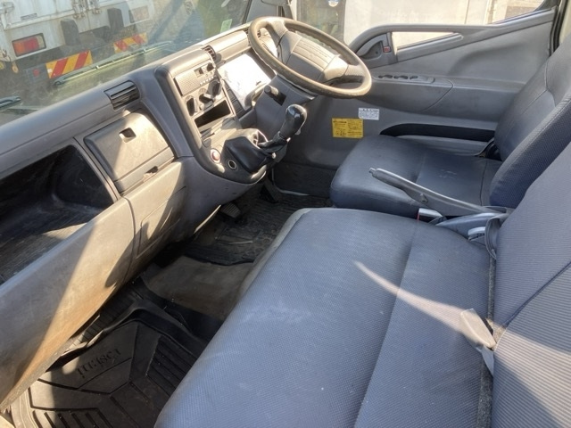 MITSUBISHI CANTER 2009