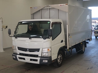 MITSUBISHI CANTER 2015