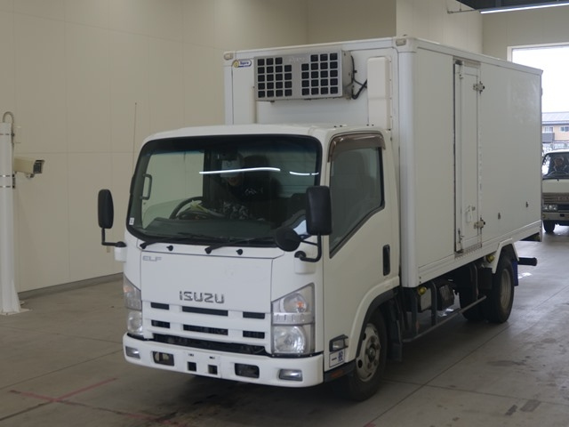 ISUZU ELF 2013