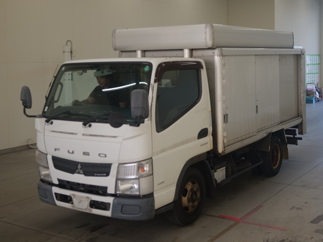 MITSUBISHI CANTER 2013