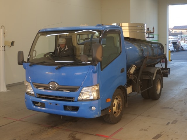 HINO DUTRO 2016