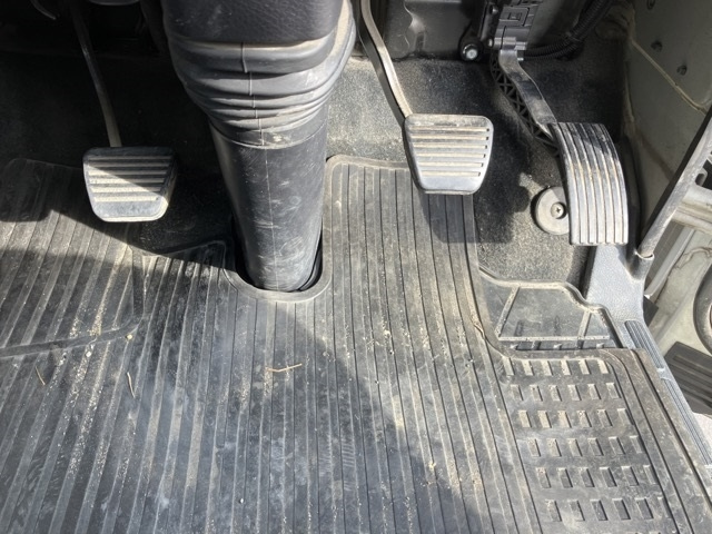 MITSUBISHI CANTER 2018