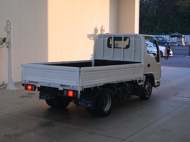 ISUZU ELF 2012