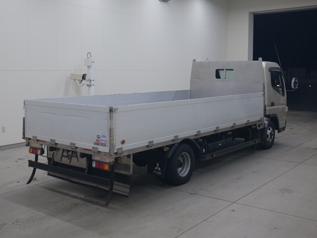 MITSUBISHI CANTER 2018