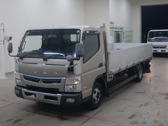 MITSUBISHI CANTER 2018