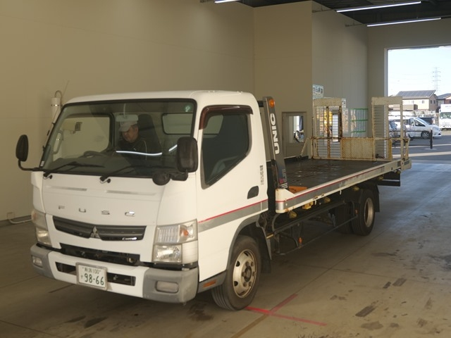 MITSUBISHI CANTER 2011