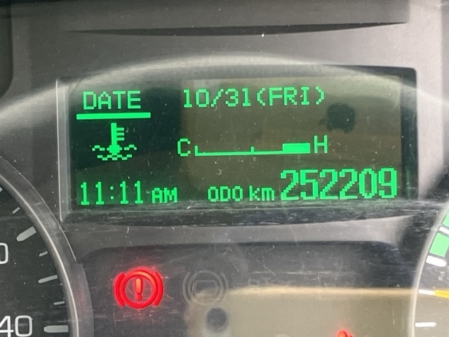 MITSUBISHI CANTER 2016