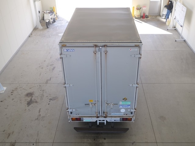 MITSUBISHI CANTER 2013