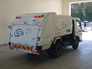 MITSUBISHI CANTER 2013