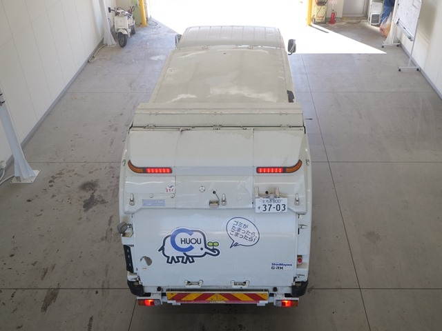 MITSUBISHI CANTER 2013