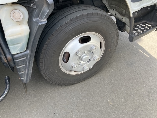 MITSUBISHI CANTER 2012