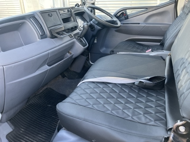 MITSUBISHI CANTER 2012