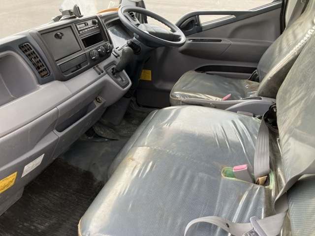 MITSUBISHI CANTER 2014