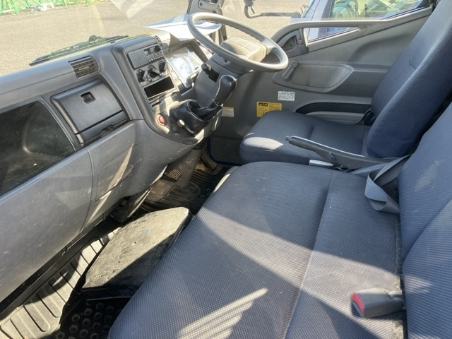 MITSUBISHI CANTER 2009