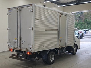 MITSUBISHI CANTER 2009