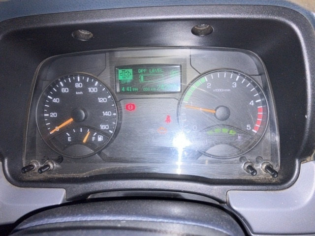 MITSUBISHI CANTER 2011