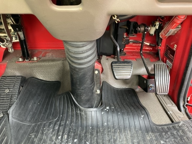 MITSUBISHI ROSA 2013