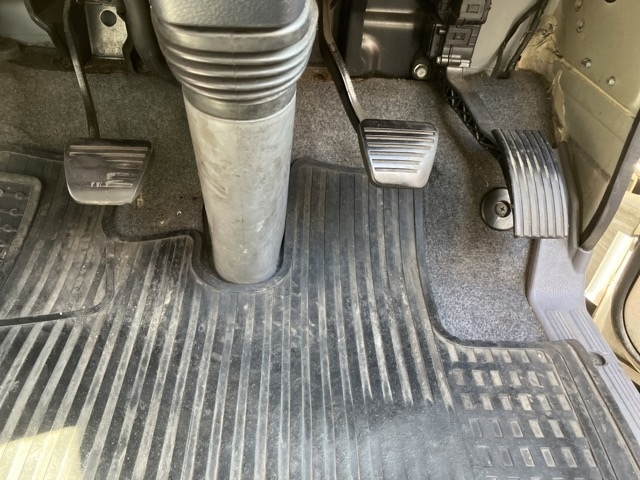 MITSUBISHI CANTER 2013