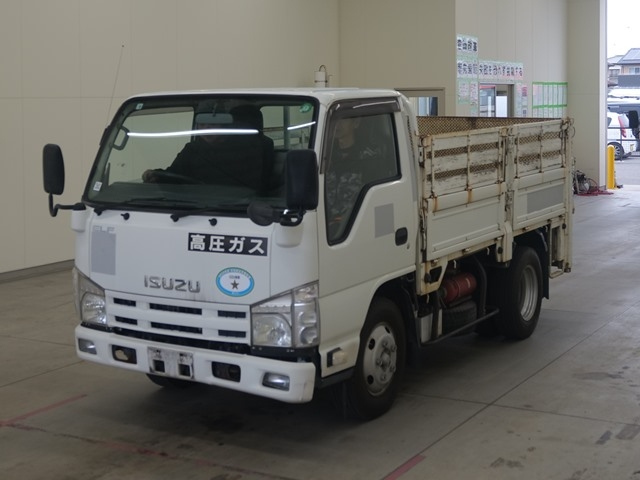ISUZU ELF 2013