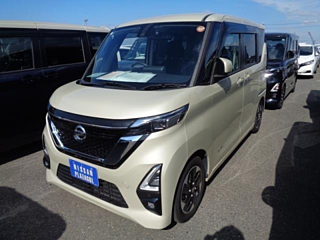 NISSAN ROOX 2021