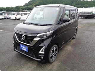 NISSAN ROOX 2022