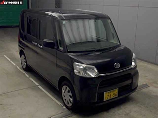 DAIHATSU TANTO 2015