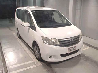 NISSAN SERENA 2013